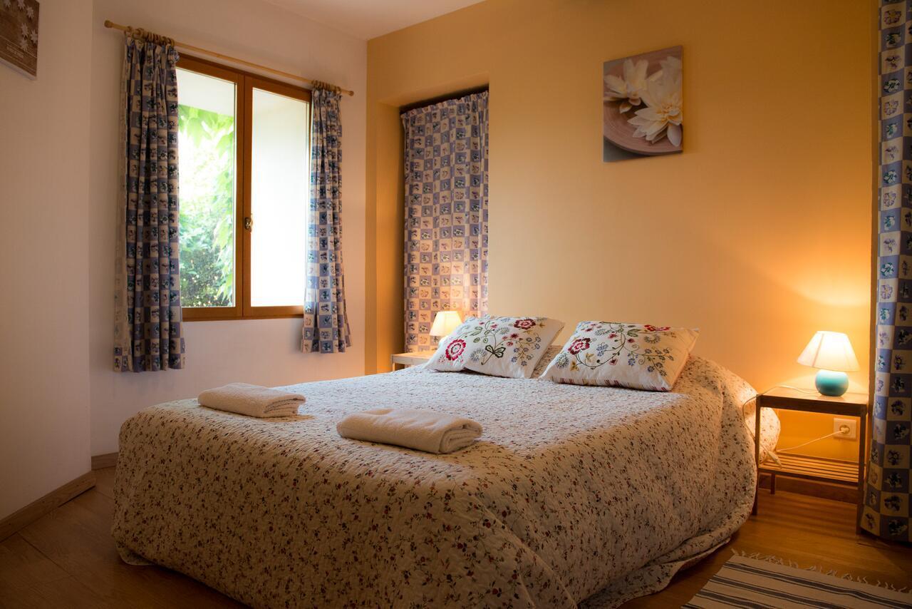 Nature'S Pace Holidays Montmaur  Экстерьер фото